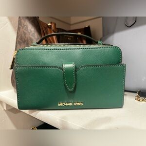 MK sling bag in Green